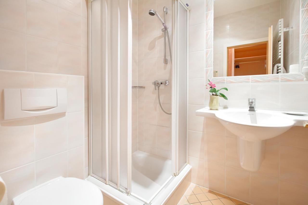 Hotel Gruber Steinheim Екстериор снимка
