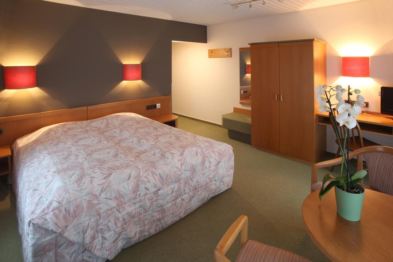 Hotel Gruber Steinheim Екстериор снимка